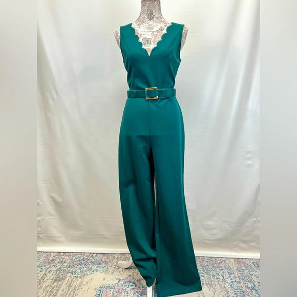 Socialite Pants - SOCIALITE Teal green scalloped neckline sleeveless jumpsuit size M.
